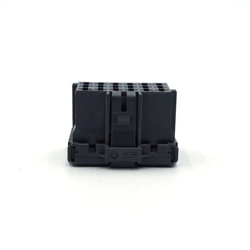 8-968974-1- (2).webp