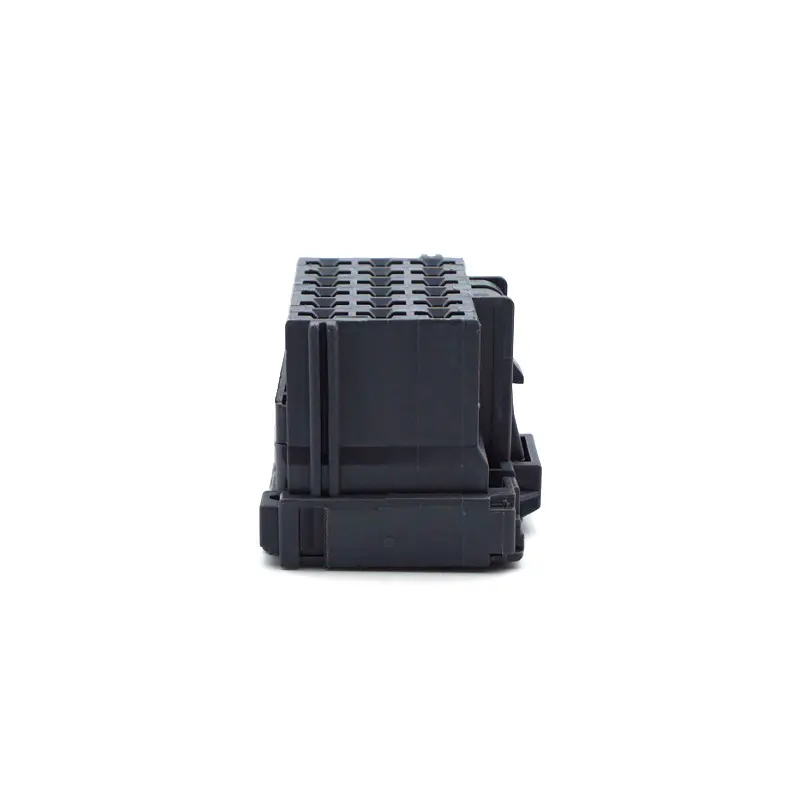 8-968974-1- (3).webp