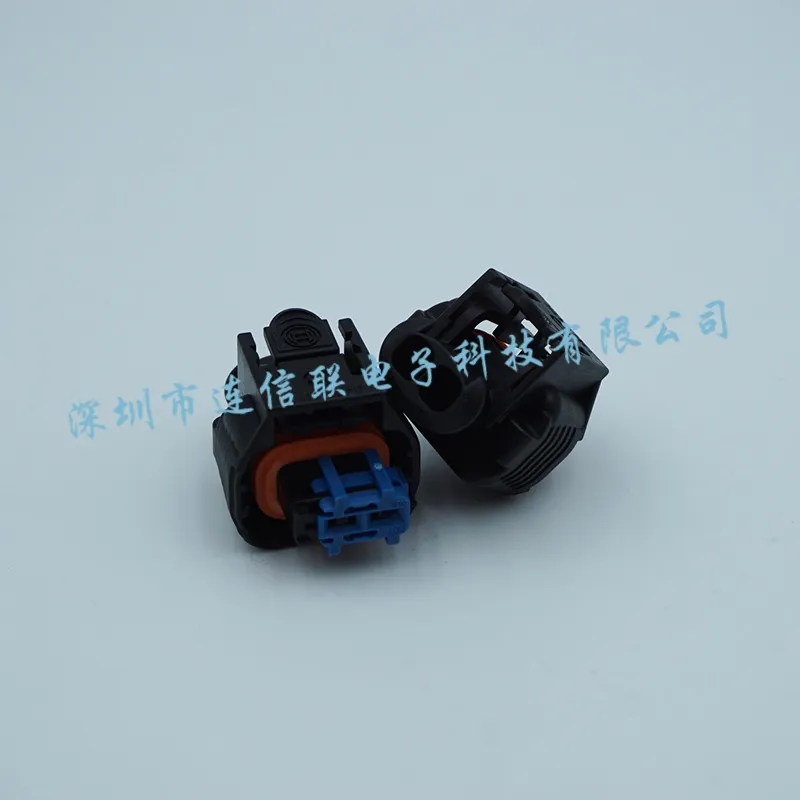 1928405522 (4).webp