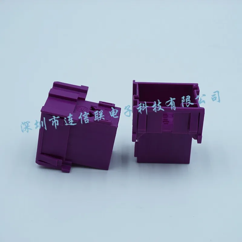 1-967628-1 (4).webp