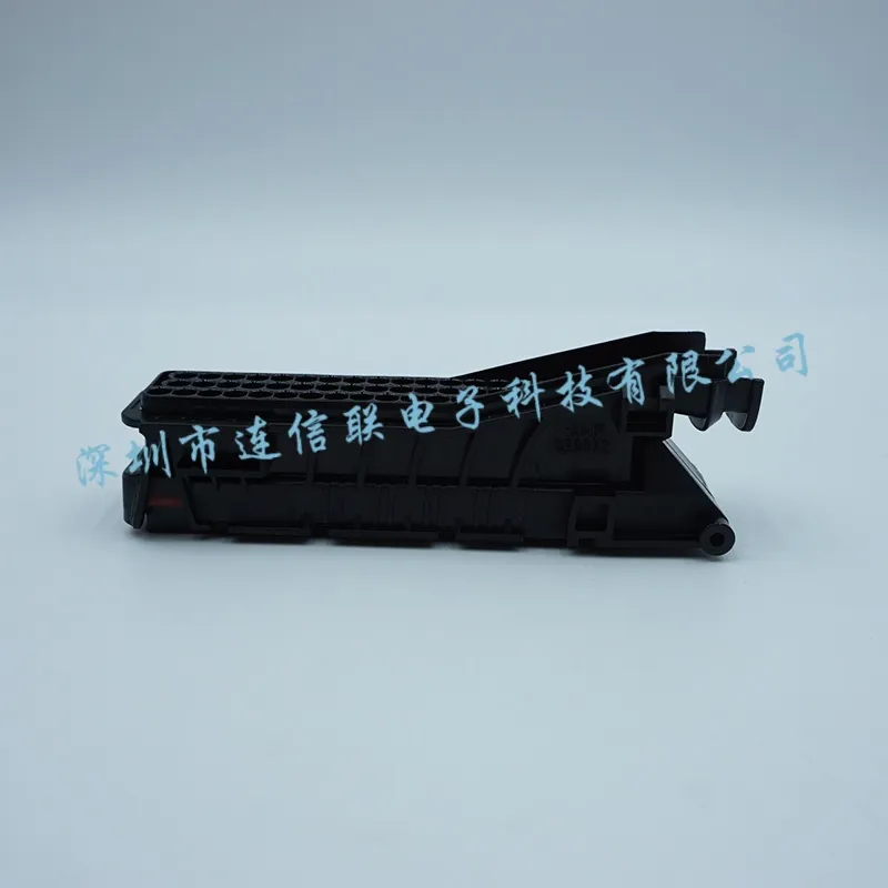 828907-1 (2).webp