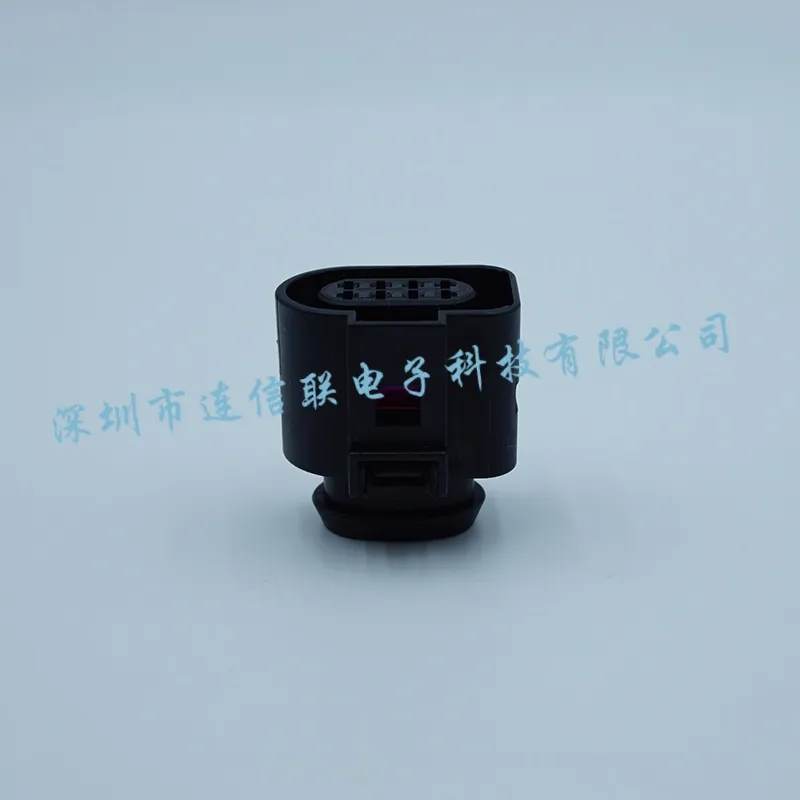 1-1394416-1 (1).webp
