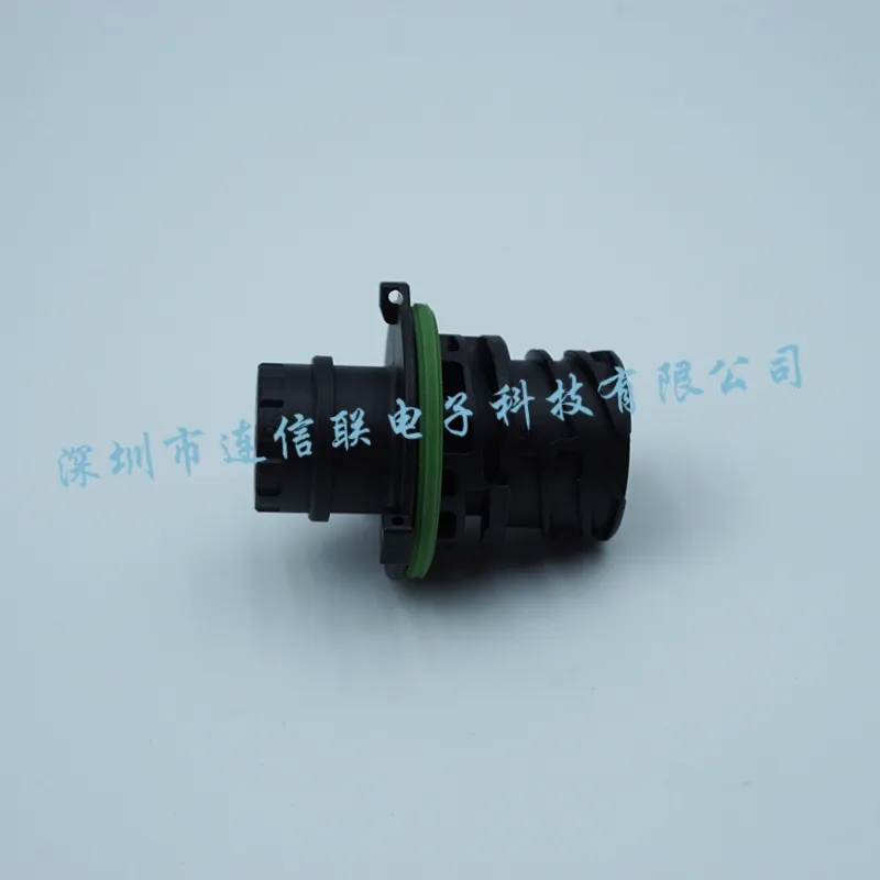 1-967402-1 (4).webp