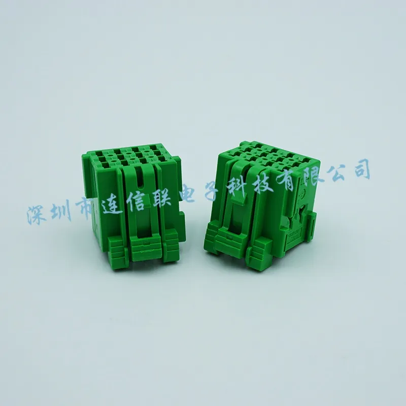 1-967622-1 (TE Connectivity)