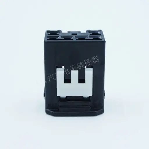 MG651044-5