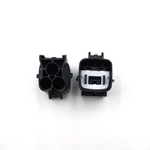 MG652290-5